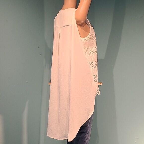 A. MOON cream hi-lo lace blouse - Picture 4 of 10